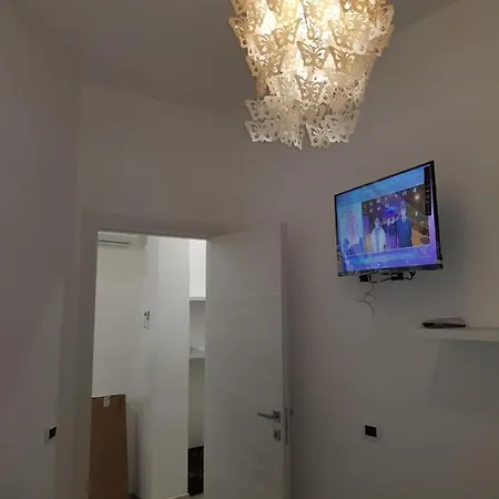 Red Moon 卡利亚里