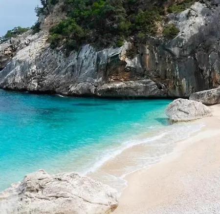 Red Moon * 卡利亚里